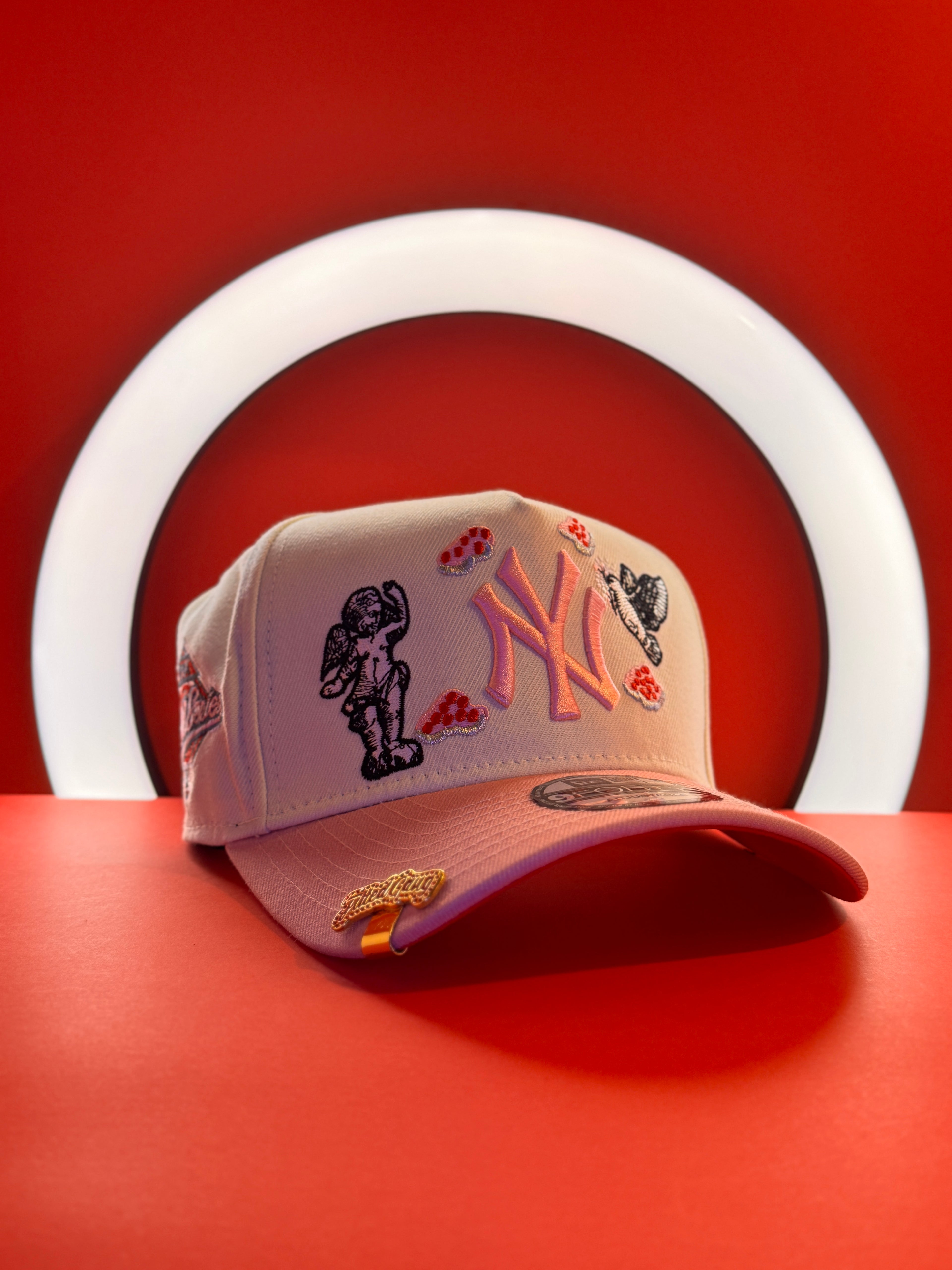 New Era 9Forty A-Frame MLB New York Yankees "HEAVENLY CITY" Edition Cap