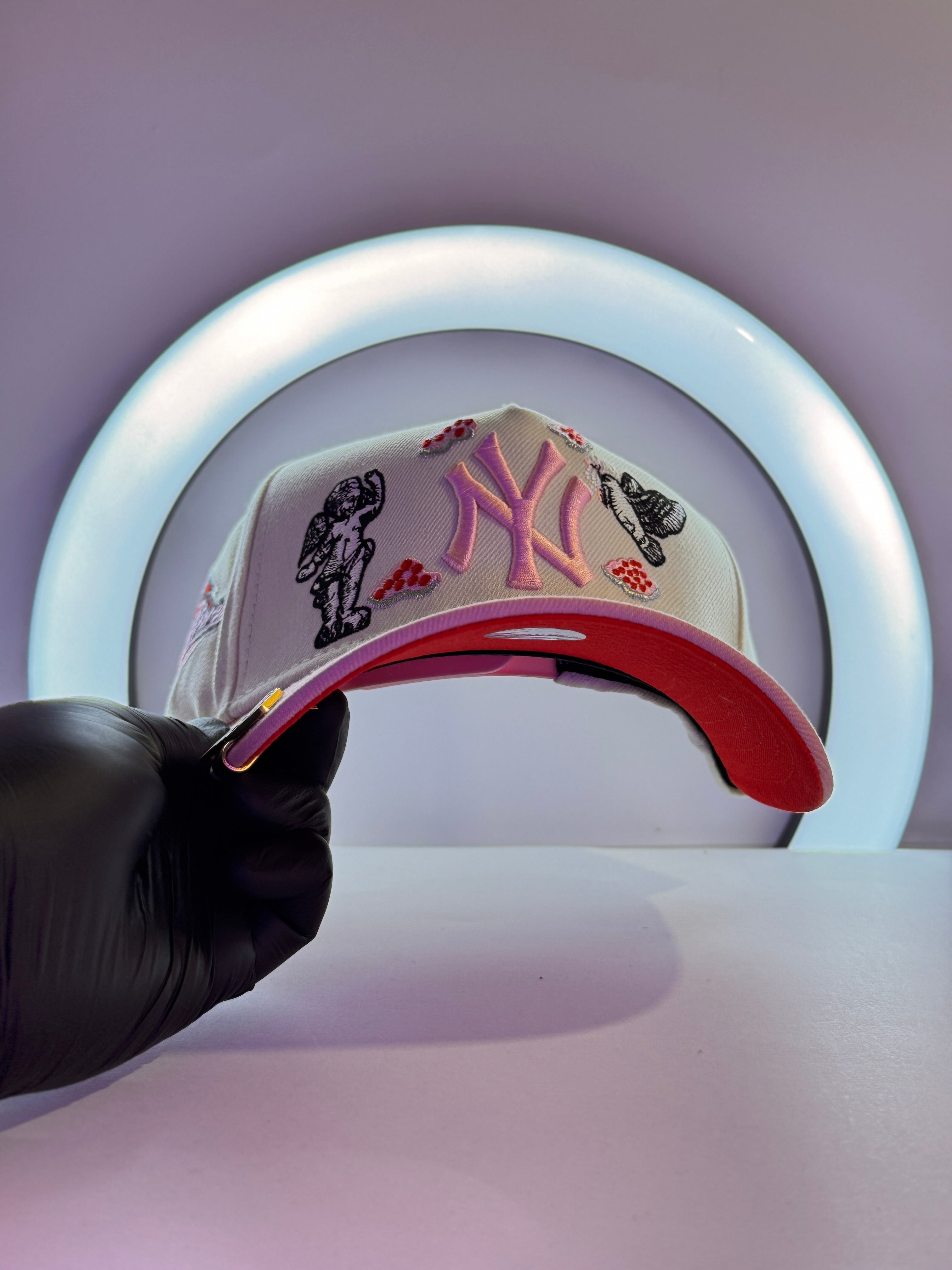 New Era 9Forty A-Frame MLB New York Yankees "HEAVENLY CITY" Edition Cap