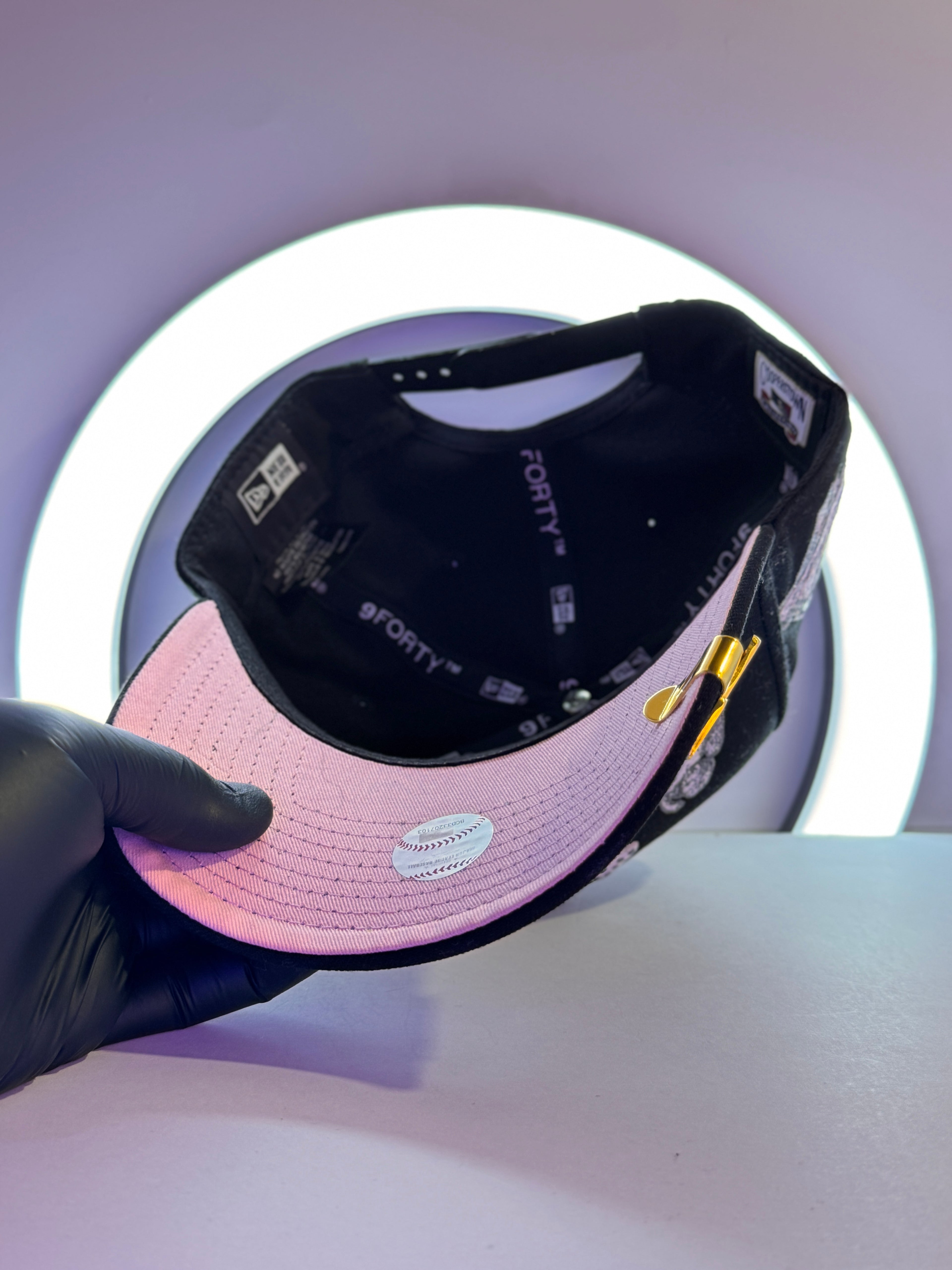 New Era 9Forty A-Frame MLB New York Yankees "HEAVENLY CITY" Edition Cap